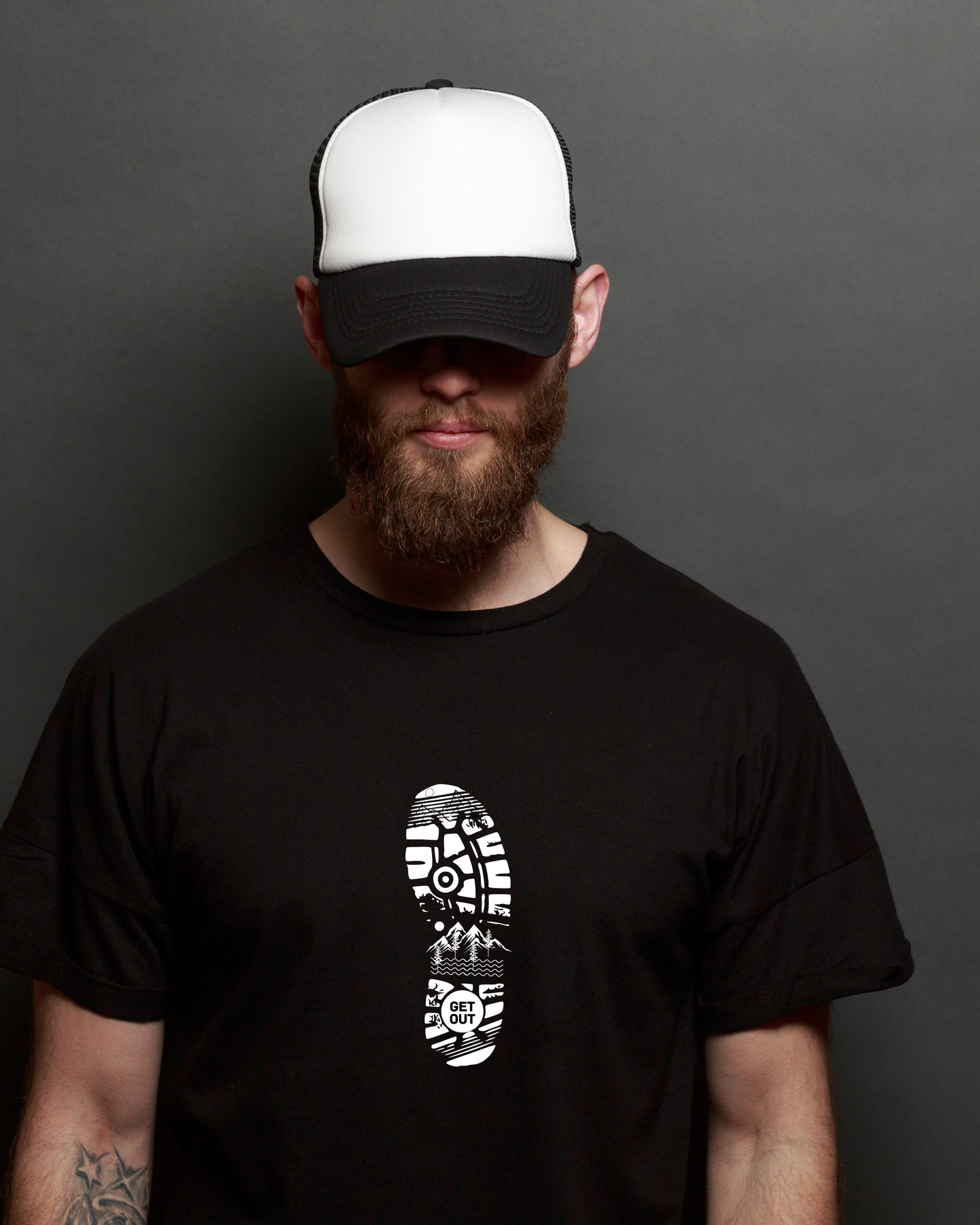 GET OUT - COTTON PRINTED TSHIRT